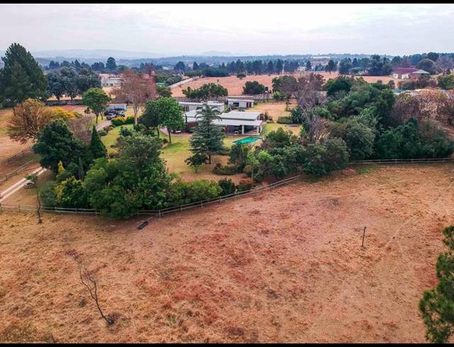 FARM FOR SALE IN ZONNEHOEWE